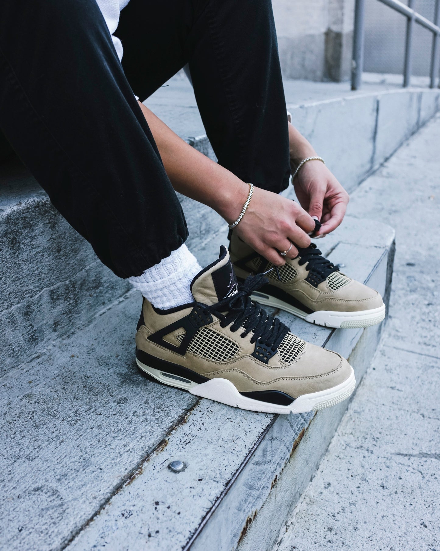AIR JORDAN 4 ( MUSHROOM )