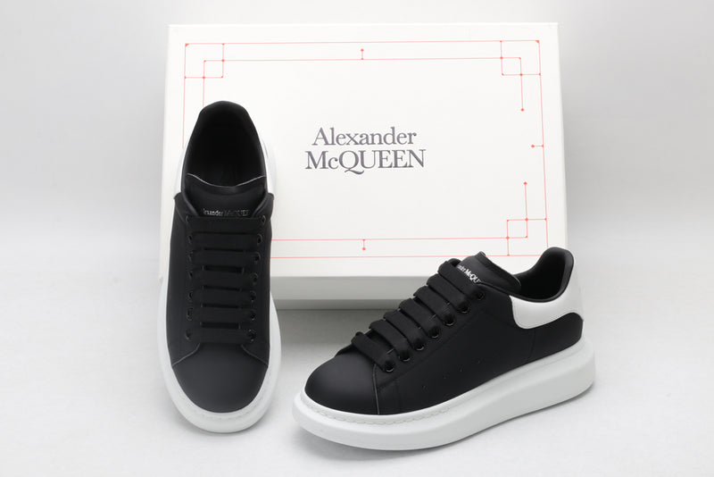 Alexander McQUEEN Black