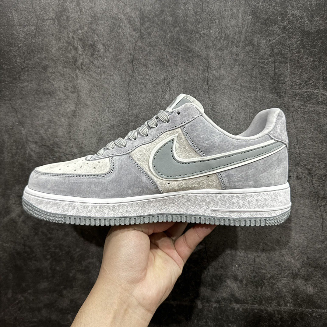 Nike Air Force