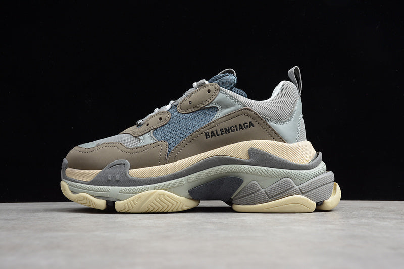 BALENCIAGA