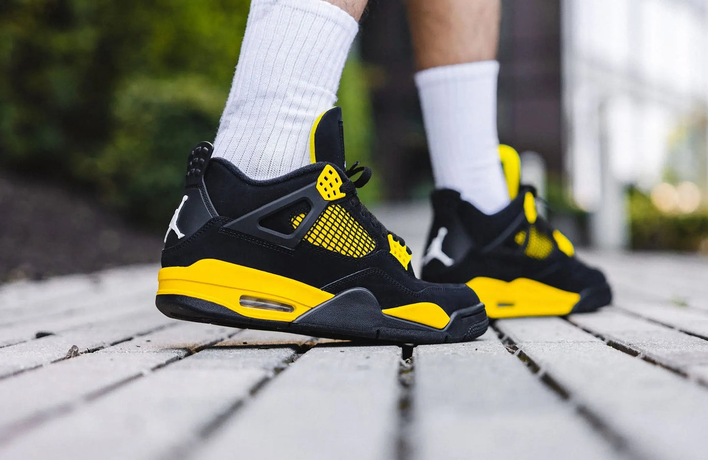 AIR JORDAN 4 ( THUENDER )