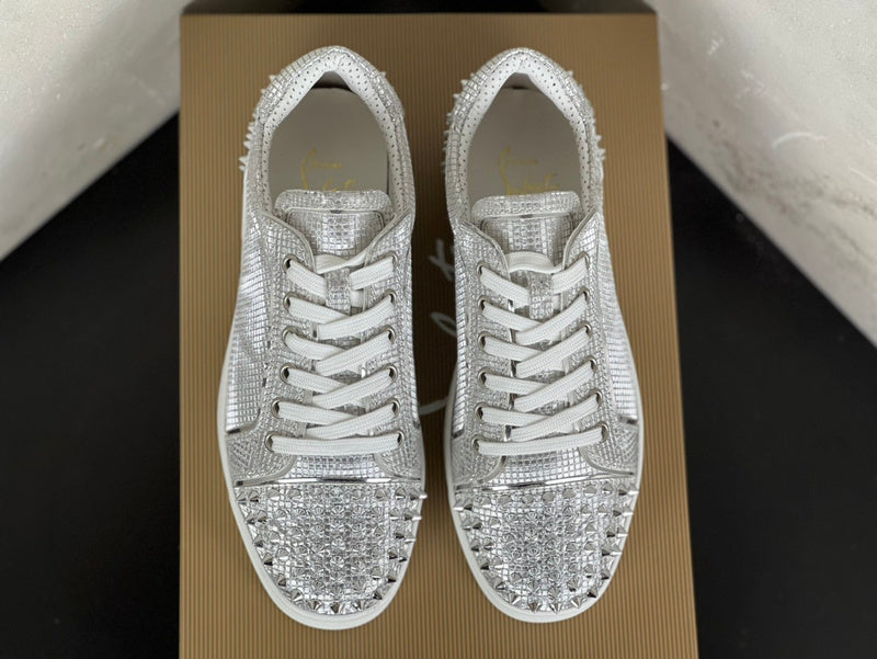 CHRISTIAN LOUBOUTIN 💎