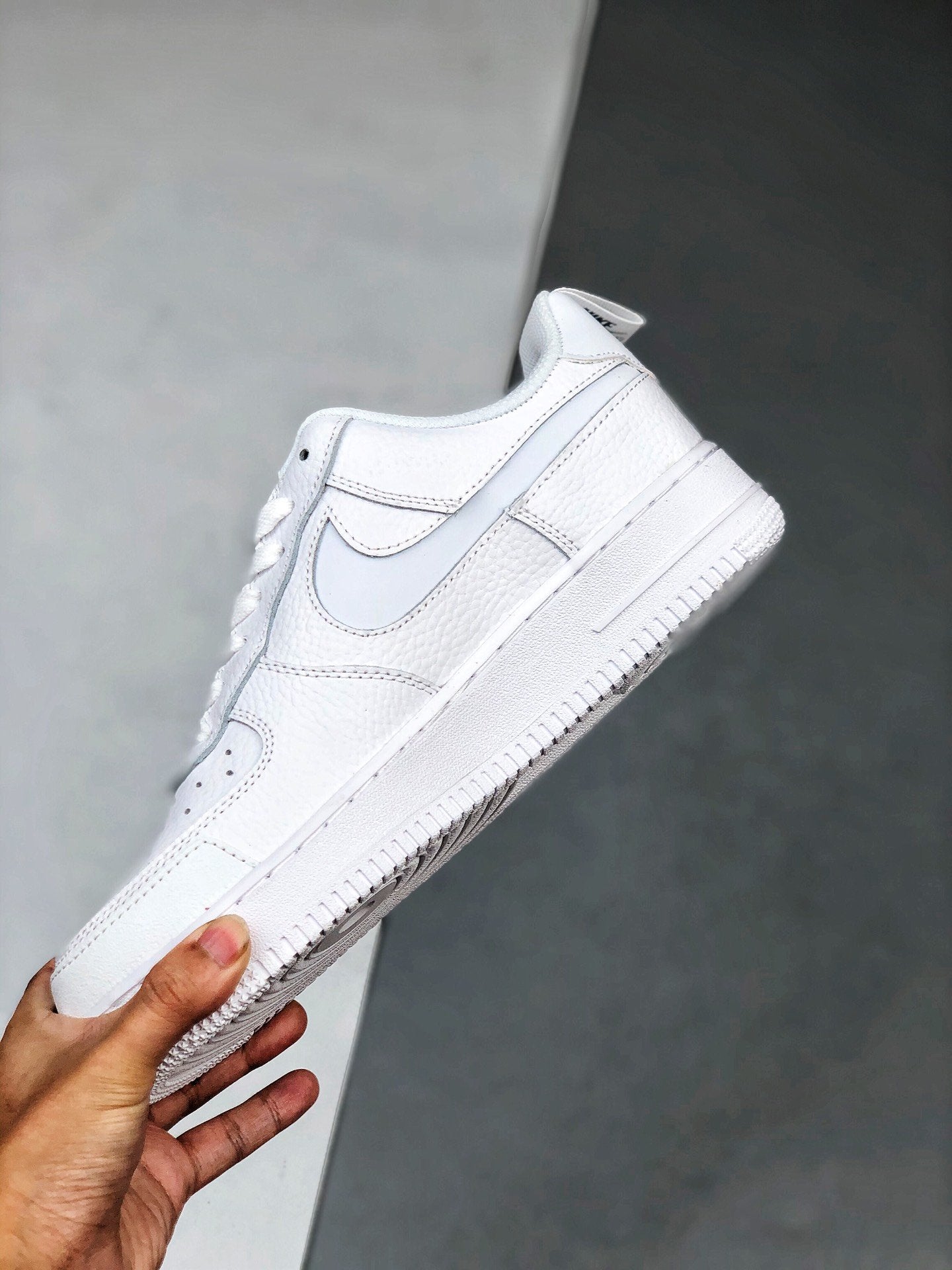 Nike Air Force: Estilo e Conforto Icônicos