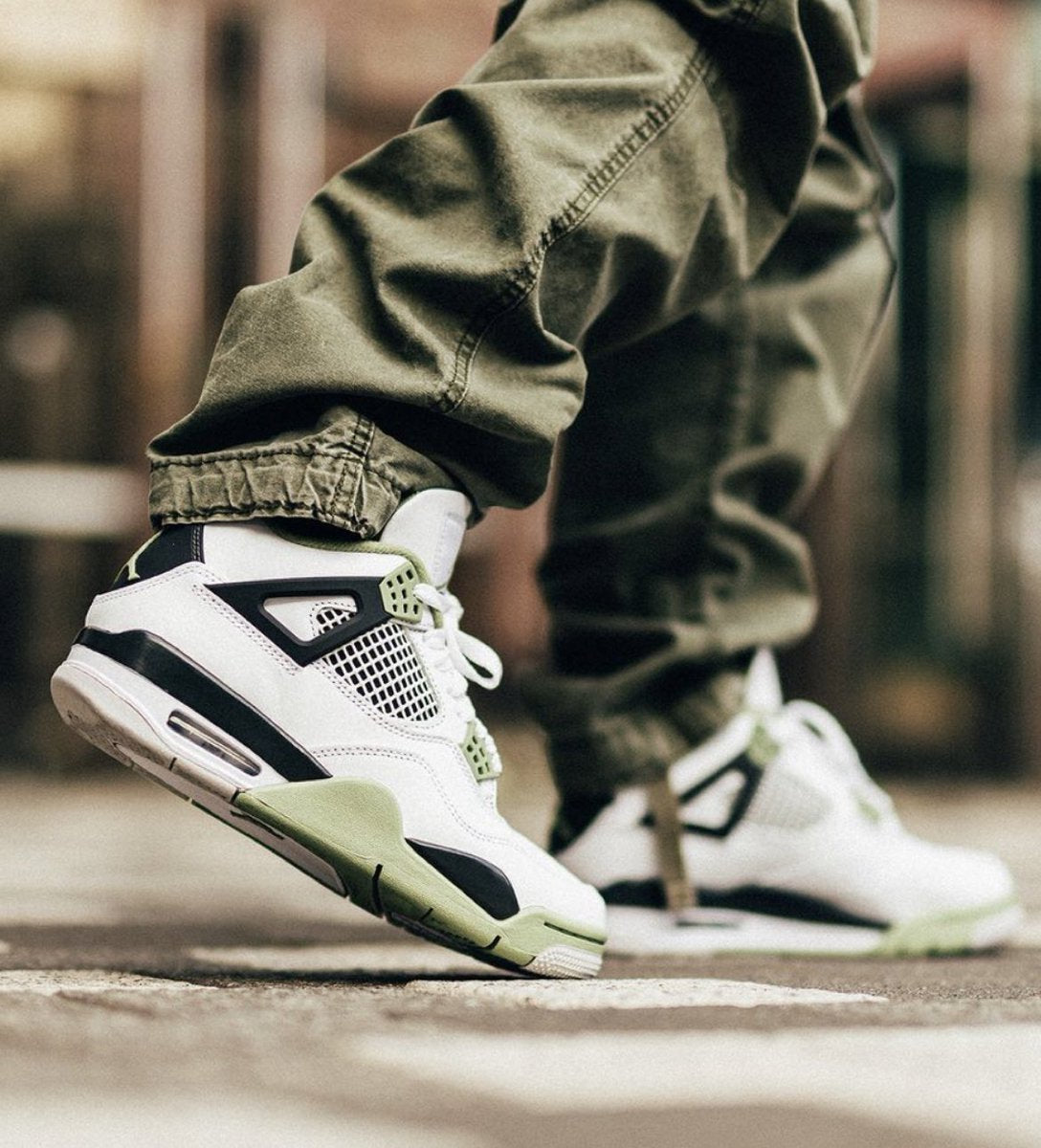 AIR JORDAN 4 ( SEAFOAM )