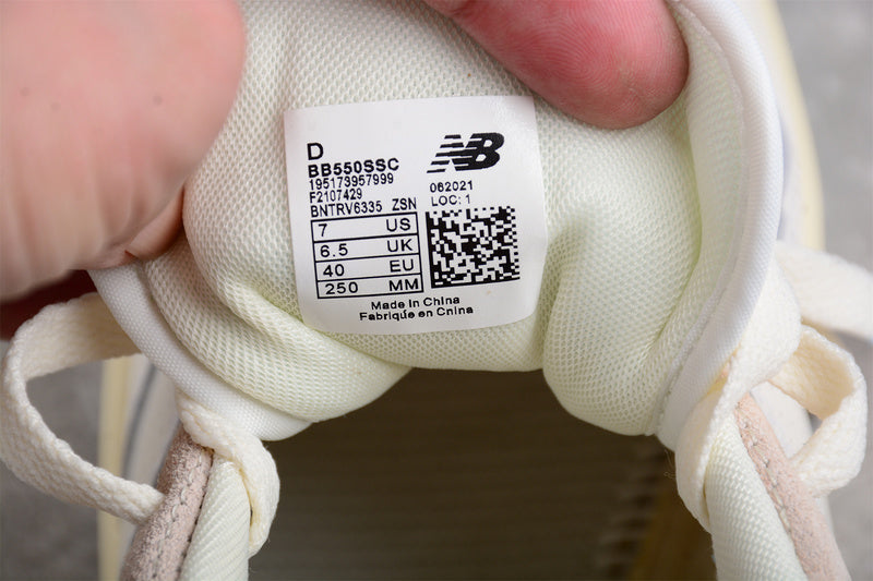 NEW BALANCE 550
