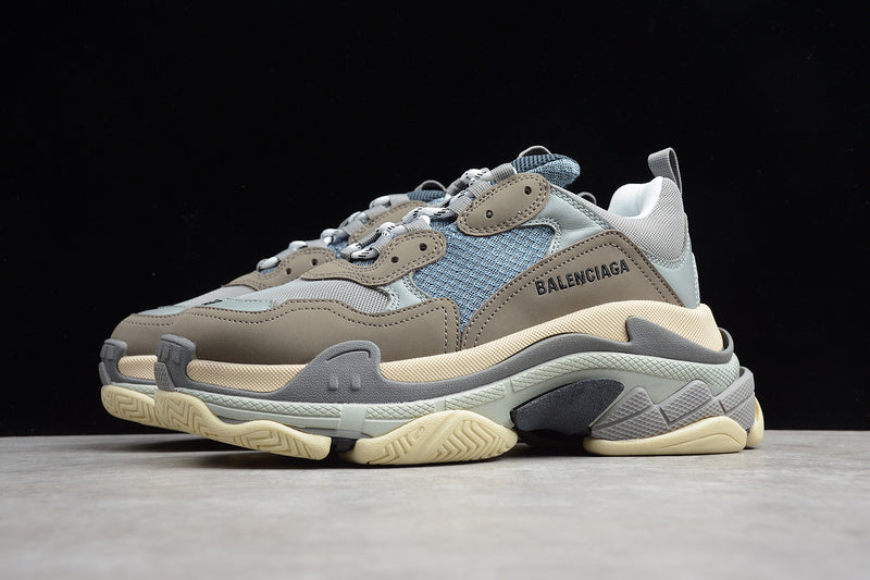 BALENCIAGA