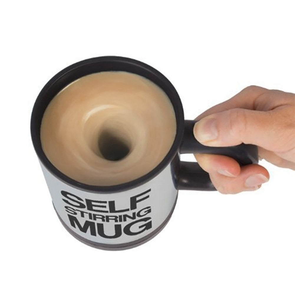 Caneca de café com misturador automático esta caneca inovadora faz o trabalho por você. Perfeita para café, leite, suco e muito mais, esta caneca possui um mecanismo de mistura automático com apenas o apertar de um botão.