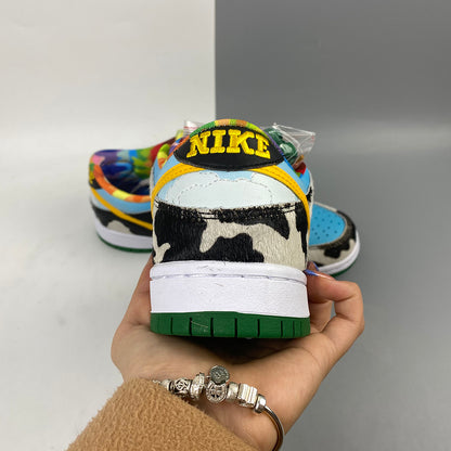 “Promoção : Nike Dunk Off-White e não só de 199,99€ por apenas 149,99€! Aproveite o desconto exclusivo e garanta o seu par desse modelo icônico. Estoque limitado!”