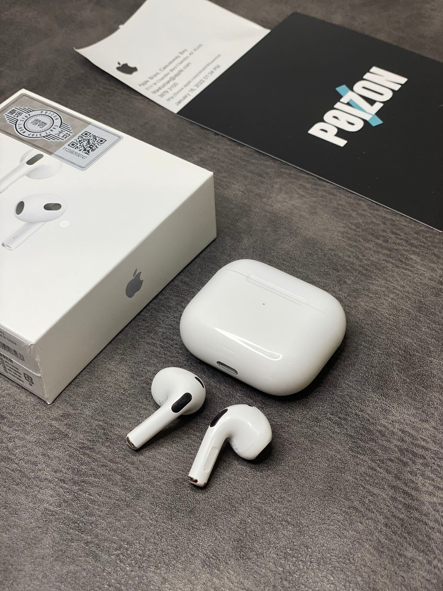 Apple AirPods