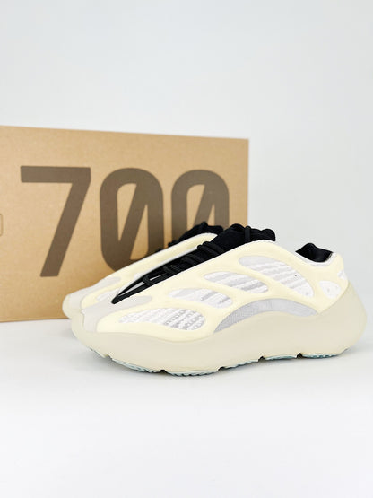 Yeezy 700 V3