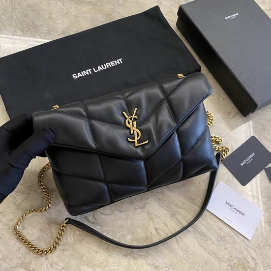 Saint Laurent Puffer Pequena