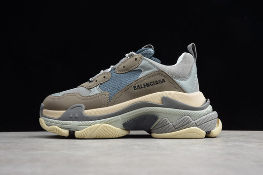 BALENCIAGA