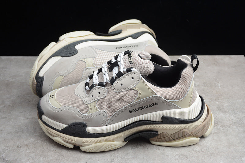 BALENCIAGA