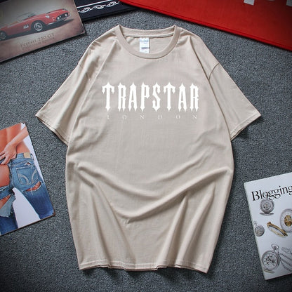 T-shirt Trapstar London Procurando uma camisa que faça você se destacar dos demais? Então confira a nova camiseta da Trapstar London!