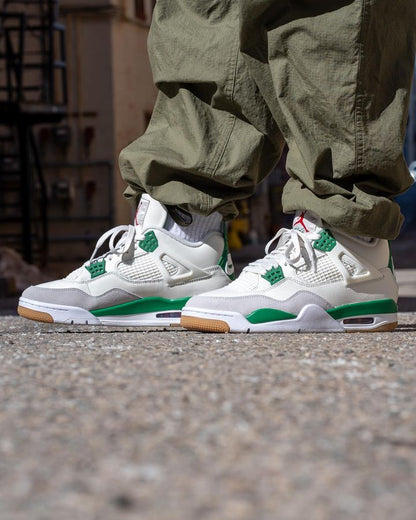 AIR JORDAN 4 ( PINE GREEN )