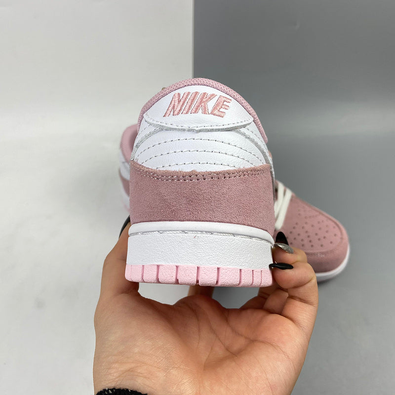 “Promoção: Nike Dunk Off-White e não só de 199,99€ por apenas 149,99€! Aproveite o desconto exclusivo e garanta o seu par desse modelo icônico. Estoque limitado!”