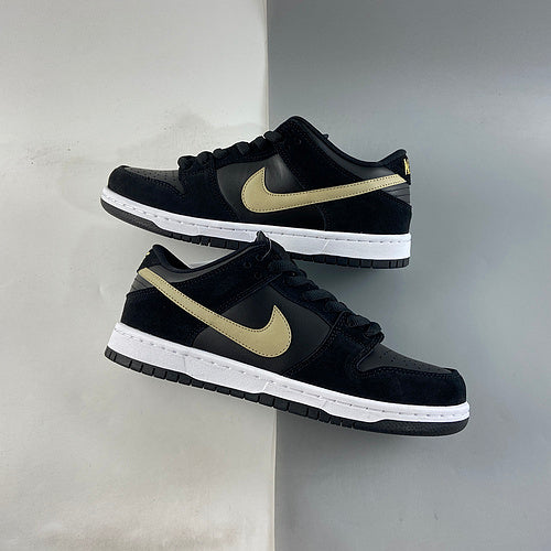 “Promoção: Nike Dunk Off-White e não só de 199,99€ por apenas 149,99€! Aproveite o desconto exclusivo e garanta o seu par desse modelo icônico. Estoque limitado!”