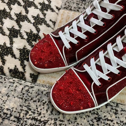 Luxuosa Christian Louboutin sola vermelha. Aproveite a nossa Promoção!