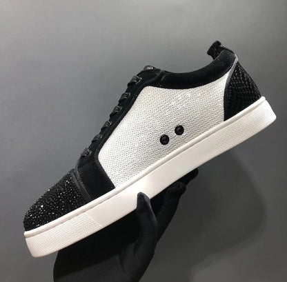 Luxuosa Christian Louboutin sola vermelha de couro casual. Aproveite a Super Promoção!!