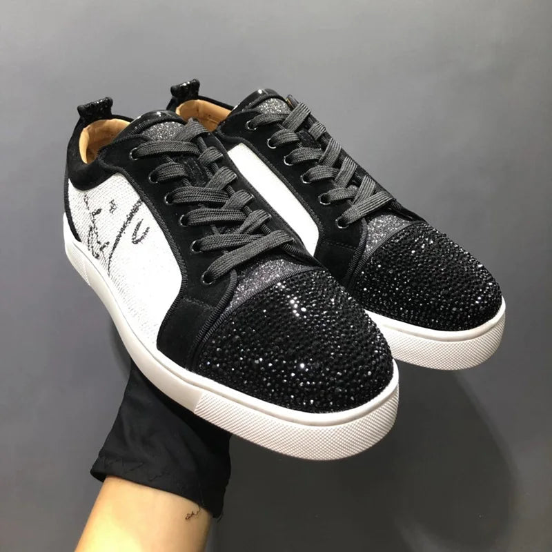 Luxuosa Christian Louboutin sola vermelha de couro casual. Aproveite a Super Promoção!!