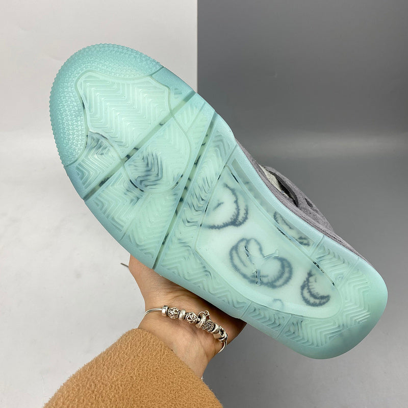 AIR JORDAN 4 ( KAWS )