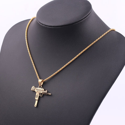 Submachine Gun Pistol Necklaces Apresentando o colar de pistola de metralhadora! Este colar elegante e exclusivo é perfeito para qualquer homem que entende de moda.