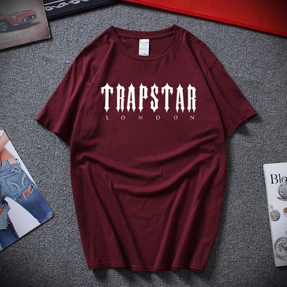 T-shirt Trapstar London Procurando uma camisa que faça você se destacar dos demais? Então confira a nova camiseta da Trapstar London!