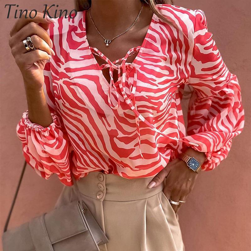 BLUSA Zebra V-neck Women Blouse Se você está procurando uma blusa versátil e estilosa que possa facilmente transitar do escritório para uma saída à noite casual.