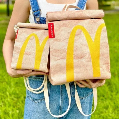 The famous Bag.  Compostas de veludo cotelê de alta qualidade, essas bolsas são projetadas não apenas para terem uma ótima aparência, mas também para serem incrivelmente duráveis e duradouras.