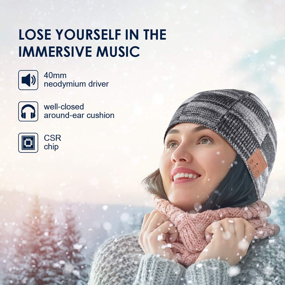 Gorro com Bluetooth Beanie  O gorro Bluetooth com microfone embutido é adequado para viagens de férias, esportes etc. Carrega apenas cerca de 1,5-2 horas, oferece até 10-12 horas de conversação/reprodução de música e mais de 60 horas em standby.